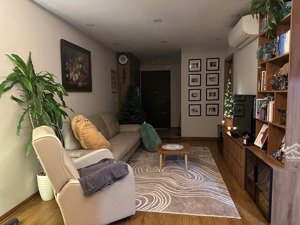 em bán căn 2pn, ban công đông nam, giá tốt nhất the park home