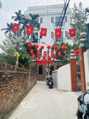 bán nhà riêng tại đường di trạch, hoài đức, hà nội, 5,6 tỷ, 30 m2, giá tốt