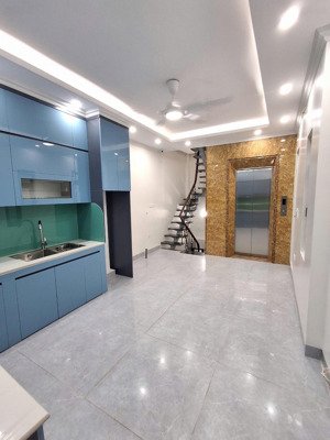 bán nhà tô hiệu, hà đông, 42m, 5 tầng, thang máy, phân lô, ô tô lùi cửa chỉ 10,5 tỷ