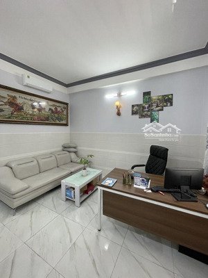 bán nhà - 4 tầng - dt: 90m2 - khu dân cư bình phú - view công viên - 14 tỷ xíu