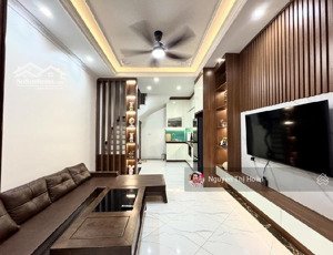 bán nhà mới coong 5 tầng khuyến lương 34m2-6,15 tỷ- full nội thất