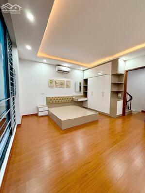 Gần Ngã Năm Hà Trì +35M2 x 6 Tầng + Mặt Tiền 5.8m Giá đầu tư 6 tỉ hơn