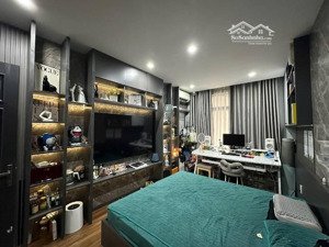 bán nhà trung tâm thanh xuân-6 tầng dân xây-2 thoáng-vài bước ra hồ-ở sướng