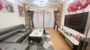 bán nhà mới phố nguyễn khánh toàn, cầu giấy, 35m2, 5 tầng, ô tô gần, 2 thoáng, full đồ, 8 tỷ