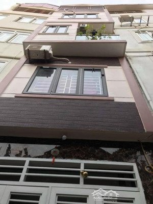 bán nhà thụy khuê ba đình 40m2- 5 tầng mt 4m -giá 9 tỷ