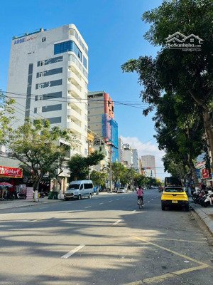 cặp góc 2 mặt tiền hồ nghinh vị trí đẹp nhất khu vực