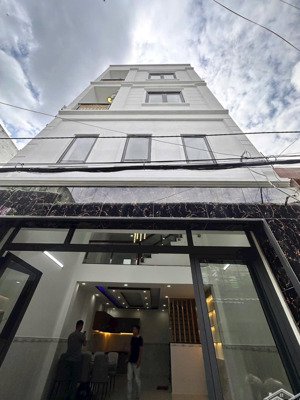 bán nhà shr thạnh xuân 33 ngay trường học quận 12