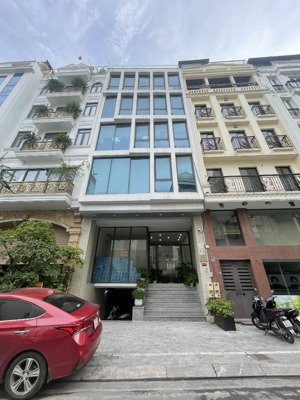 [giảm 7tỷ] chủ hết ngáo -ngõ 61 hoàng cầu - buiding 7 tầng - mt 5.5m - 44 tỷ còn thương lượng !!!