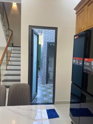 hạ giá 800tr bán nhà 1 trệt 2 lầu đường lê văn khương, p. hiệp thành, q12 hẻm ô tô, shr giá 6,1 tỷ