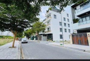 nhà mới xây chuẩn chỉ kđt an bình tân, đường t9, có thang máy, view trường học, lh e cường ạ