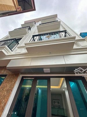 bán nhà nguyễn bặc thanh thanh trì
mới koong ô tô đỗ cửa