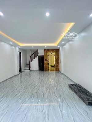 khu phân lô đội nhân, mặt ngõ ô tô, đường thông, lô góc, kinh doanh, 40m2, mt 4.4m, thang máy