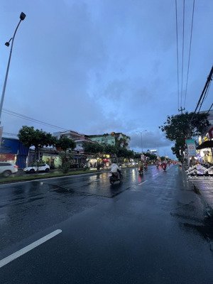 202m2, lô góc tôn đức thắng, đối diện bến xe trung tâm, tặng nhà 2 tầng chỉ 13.9 tỷ liên chiểu.