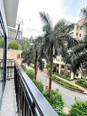 bán nhà riêng vũ hữu, 14,8 tỷ, 65m2, 5pn + 4wc, mặt tiền 4,5m, ô tô tránh nhau