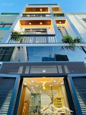 về hưu bán nhà đường vườn chuối p4 q3. giá 3tỷ1 /67,6m2 gần chợ vườn chuối. đang cho thuê 26tr/th