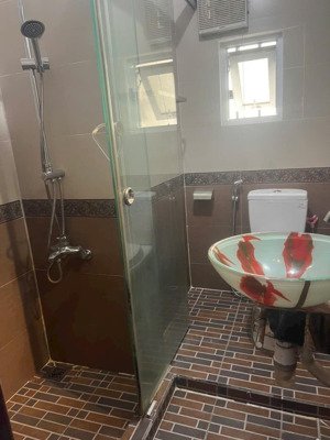 bán nhà hẻm 4m số 1077/ lạc long quân phường 11, tân bình