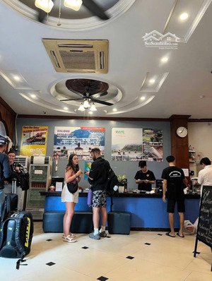 ( chính chủ) tôi cần bán toà bulding, mặt phố bà triệu, q hoàn kiếm, dt 260 m x 11 t, mt 8,5 m.