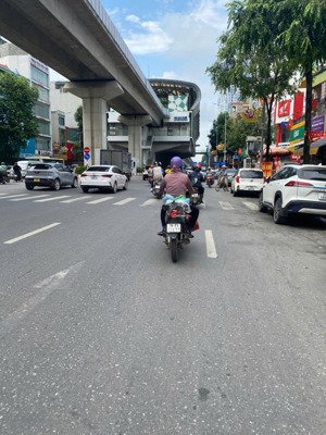 bán nhà gần phố vạn phúc hà đông, lô góc 3 thoáng, ô tô đỗ cửa dt 55m2 x 4.5 mt giá 10.8 tỷ