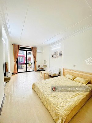 trống sẵn căn hộ 1 phòng ngủ ban công 50m2 ngay khu phan xích long - tân định quận 1 - trường sa