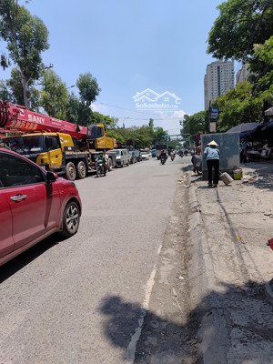 cần bán nhà cấp 4 đường thông ô tô chạy - vạn phúc - thanh trì - giá : 3.1 tỷ