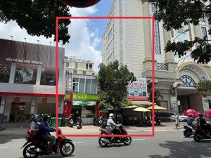 mặt tiền lý chính thắng quận 3 dt 13x18m cn 217m² vị trí trung tâm hành chính, giá 105 tỷ.