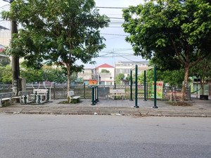 nhà 3 tầng mới mặt đường ô tô tránh-sát kcn btl-cách viện nhiệt đới 500m-gần chân cầu thượng cát