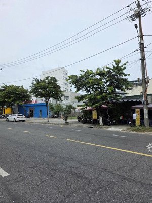 bán lô đất 103m2 đường hà kỳ ngộ siêu vip cạnh 2 tòa tháp sun group ra biển chỉ 300m giá tốt đầu tư