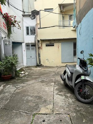 bán nhà hẻm 3.5m võ thành trang, 4x18m, 1 lầu, 71m2 giá chỉ 5.69 tỷ