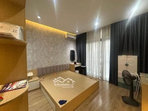 đức giang .13 triêu lh ( zalo) cho thuê nhà nguyên căn phố đức giang .full đồ .