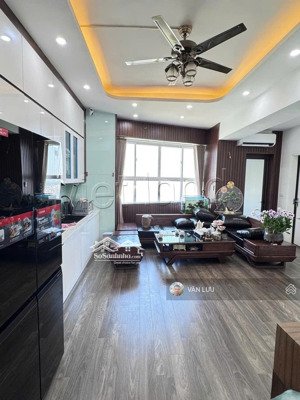 bán căn góc 3pn, 2wc, 85m2 sổ đỏ chính chủ tại toà ct5 kđt xa la, giá 4x view đẹp