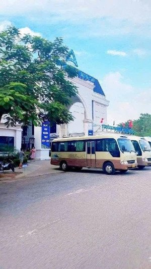 chị gái cần bán đất cổ dương, 6 tỷ xíu, đường thông bàn cờ, ngay mặt bìa 17m. gần trường archimedes