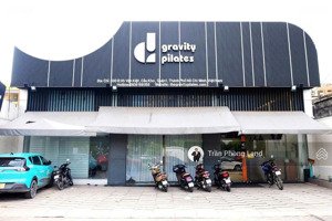 chính chủ gửi cho thuê nhà mặt tiền 490 võ văn kiệt, p.cầu kho, q1, 16x21m, trệt + lửng, 