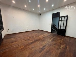 cho thuê nhà nguyên căn trần vỹ, mai dịch diện tích 100m2 x 5 tầng siêu đẹp có thang máy