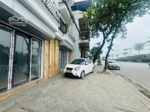 sốc lô góc 2 căn mặt phố nguyễn văn linh long biên nhà mới thang máy vỉa hè rộng