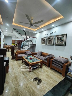 tt mễ trì- ngõ nông - nhà tuyệt đẹp - nội thất xịn - 20m ra ôtô, kinh doanh, 55m2, giá 12 tỷ có tl