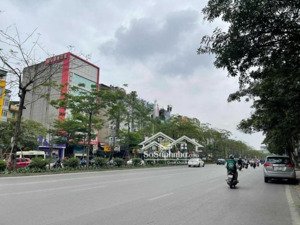 rẻ quá tòa văn phòng phố xã đàn,đống đa-7tầng thang máy-vỉa hè đá bóng-kinh doanh sầm uất ngày đêm