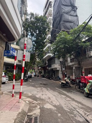 bán đất lạc chính, trúc bạch, ba đình, hà nội, 205 tỷ, 215 m2, sổ đỏ chính chủ, sẵn sàng giao dịch