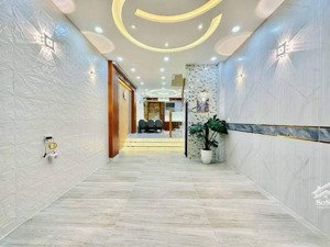 chủ cần tiền xoay vốn bán căn nhà thích quảng đức phường 5 phú nhuận