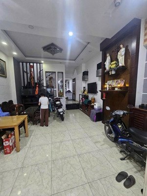 bán nhà mặt tiền đường số gần bến xe quận 8 - 3 tầng 100m2 chỉ 6.x tỷ