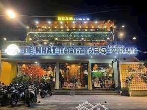 siêu mới. cho thuê mbkd mặt phố nguyễn hoàng. diện tích 150m2, mặt tiền 8m, giá thuê 35tr/tháng