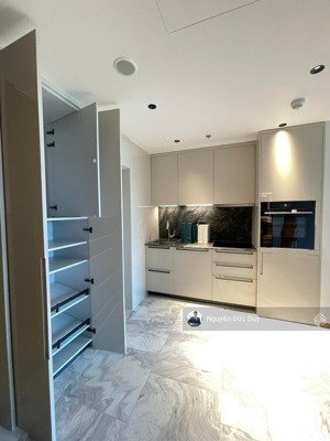 giá chỉ 24,25 tỷ all in căn 1pn tòa sea - jw marriott view sông sg, công viên lá sen