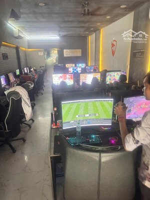 bán nhà 3 tầng mới đẹp mặt tiền đường 23/10 gần bv mắt sài gòn nha trang