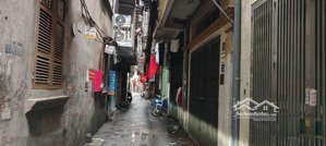 cần bán nhà phố phùng phoang,dt6tầng,tổng 9 phòng ngủ,giá 8,7tỷ