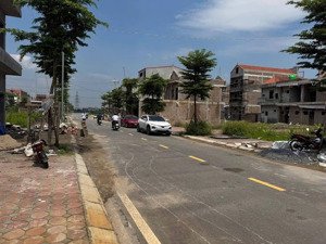 hàng cực hiếm tại khu tái định cư mễ sở ( thắng lợi cũ ) giá cực tốt để đầu tư