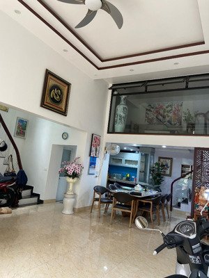 nhà chính chủ - 3 tầng lô góc - ô tô ngủ trong nhà tại lạch tray thông văn cao - ngô gia tự - hp