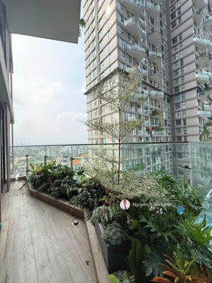 cần bán căn 77m2 ban công rộng 10m full đồ mới view đẹp long lanh giá 6.080 tỷ bp solforet ecopark