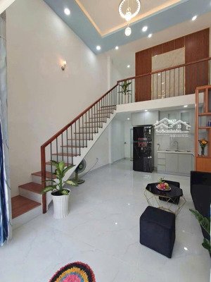 tôi bán nhà 1 trệt - 1 lầu, 2 pn, 2 wc, nhà mới xây, quận bình tân. giá: 1 tỷ 750triệu