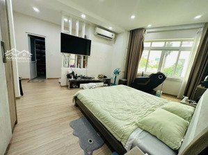 bán biệt thự hàng hiếm tại hoàng hoa thám, 23 tỷ, 156m2, view đẹp