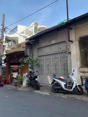 bán nhà mặt đường đinh công tráng, quận 1, 106.1m2, 2 mặt tiền