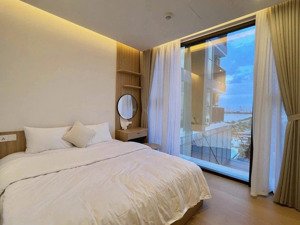 bán căn sam tower 2 phòng ngủ view sông, dt 70m2, full nội thất mới 100%